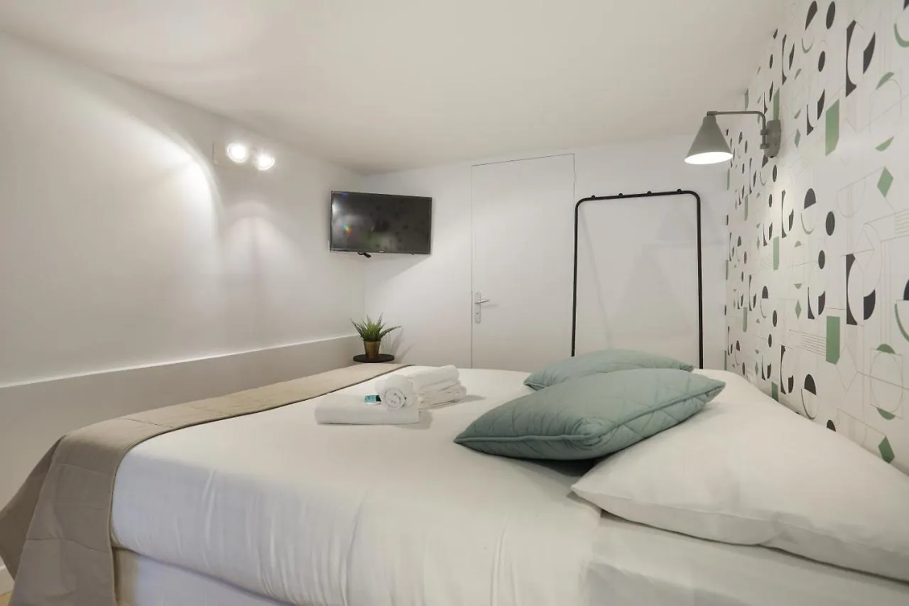 Clery Studio Apartamento Paris 0*,  França