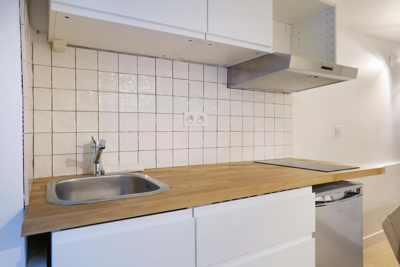 Clery Studio Apartamento Paris França